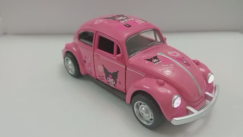 2 piezas Volkswagen (Vocho) de Kuromi color rosa y Crayon Shin-chan color amarillo